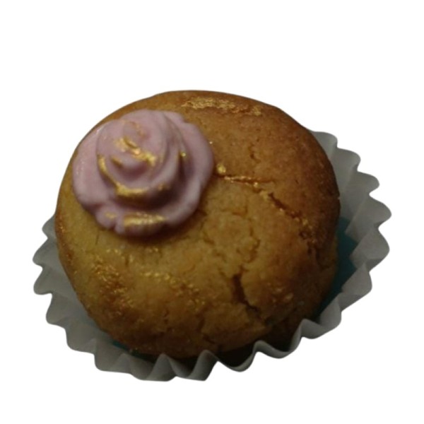 Baci di dama with white chocolate and saffron